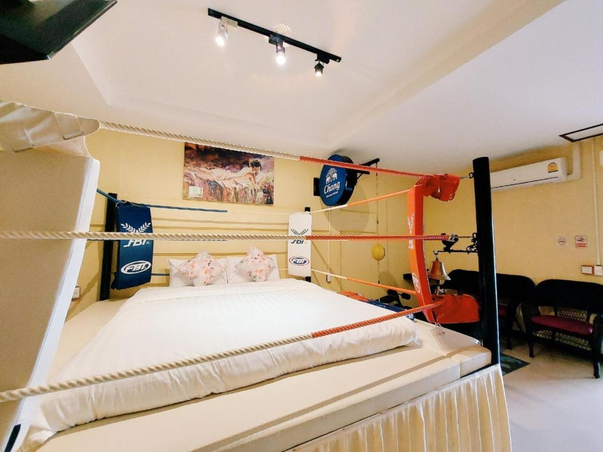 Retro Box Hotel Chumphon Dış mekan fotoğraf