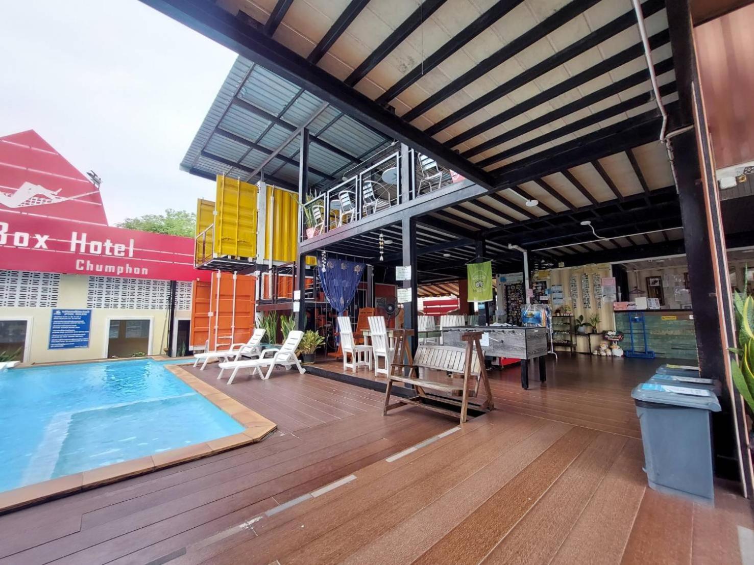 Retro Box Hotel Chumphon Dış mekan fotoğraf
